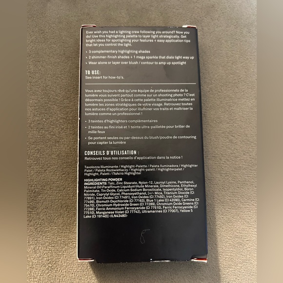 BNIB Smashbox Spotlight Highlighting Palette in Gold - Picture 3 of 4